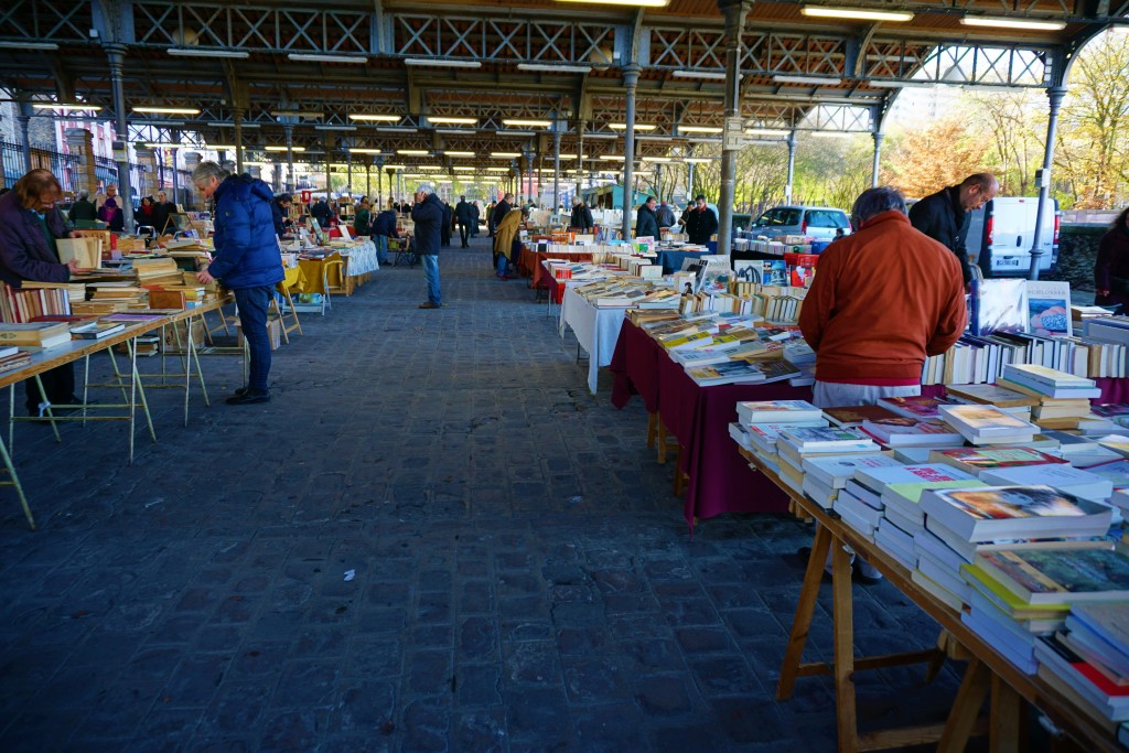 Paris book market