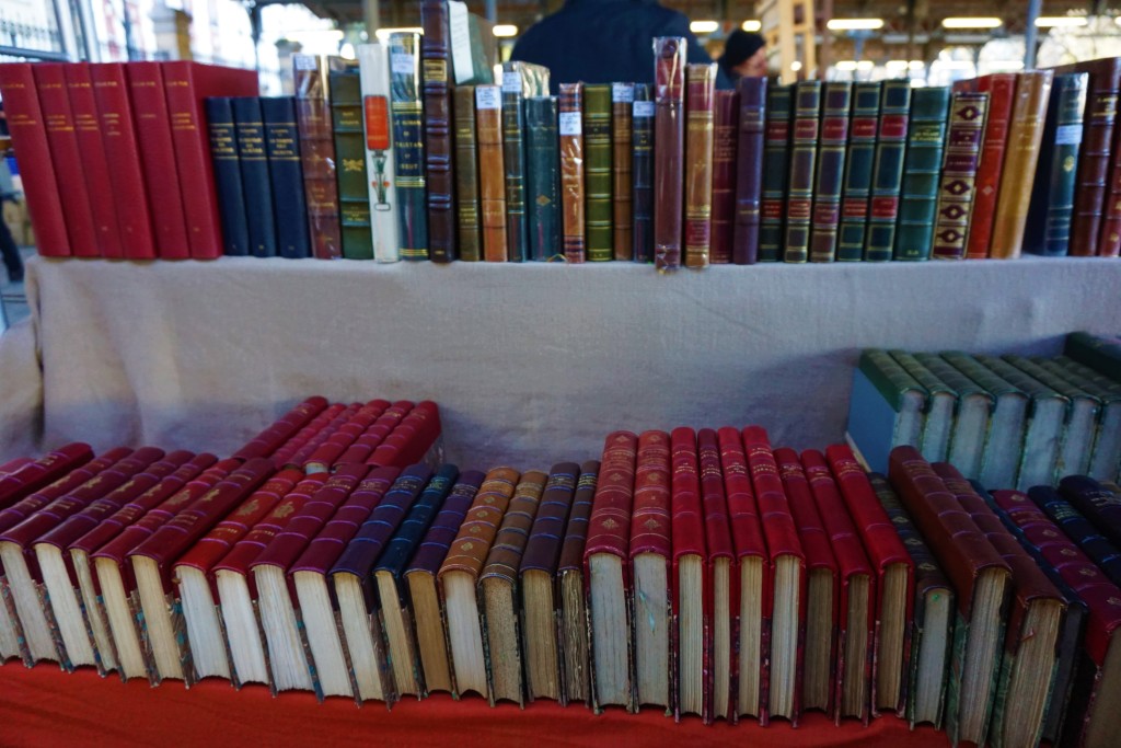 Paris book market