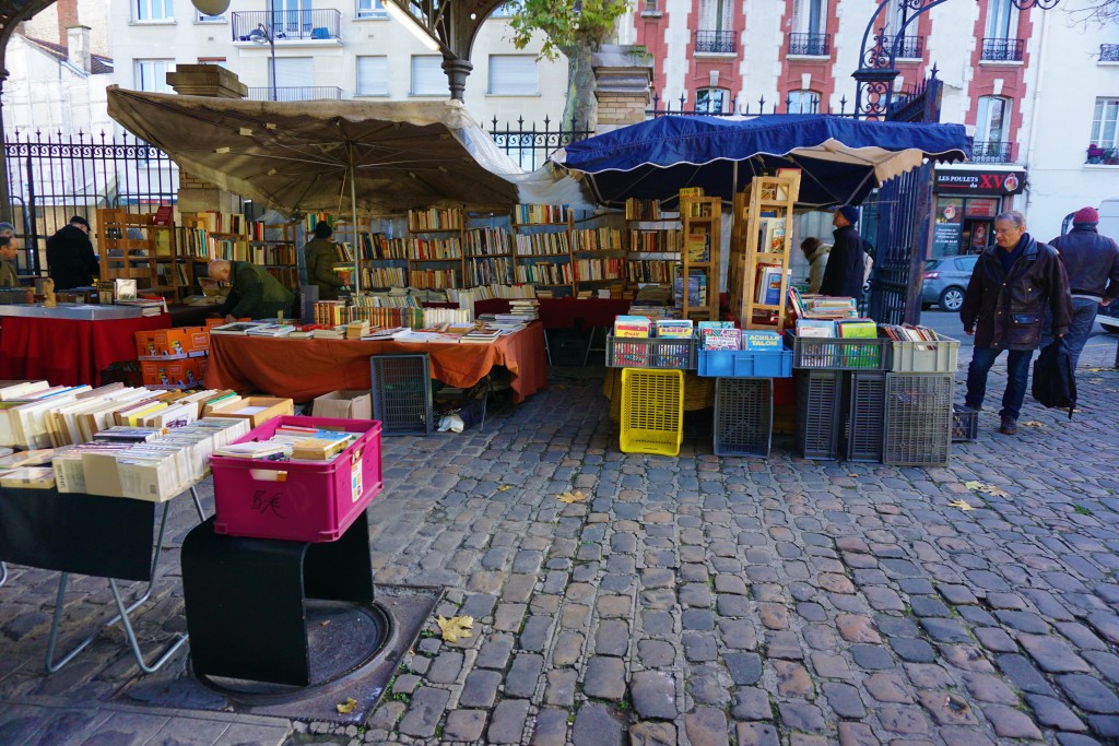 Paris book market